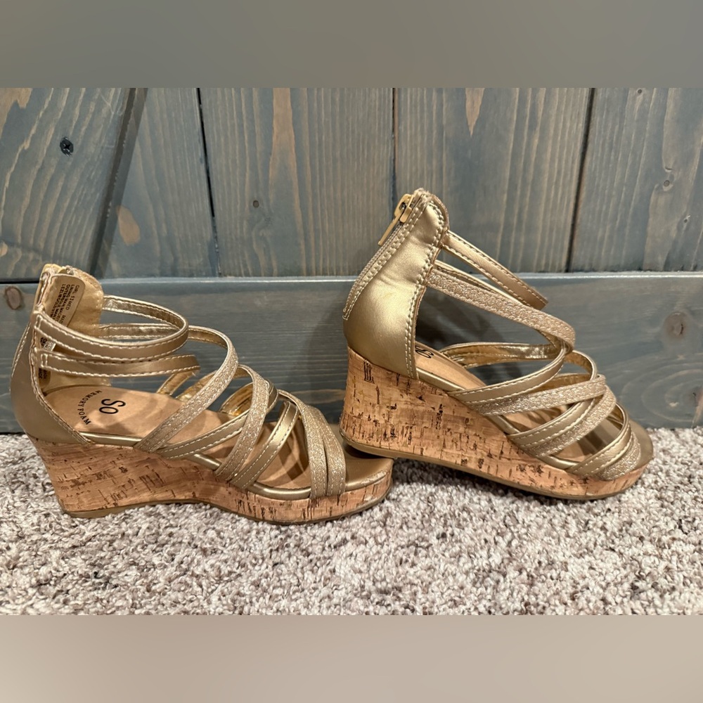 SO Gold Strappy Wedge Sandals